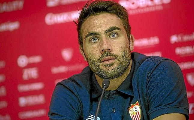 Iborra: "El Sevilla me ha dado la oportunidad de crecer y ganar títulos"
