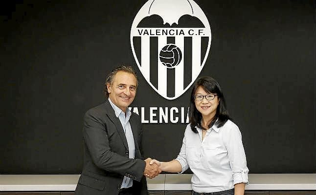 El Valencia hace oficial la contratación de Prandelli