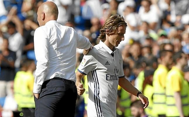 Modric, intervenido con éxito de su lesión en la rodilla izquierda
