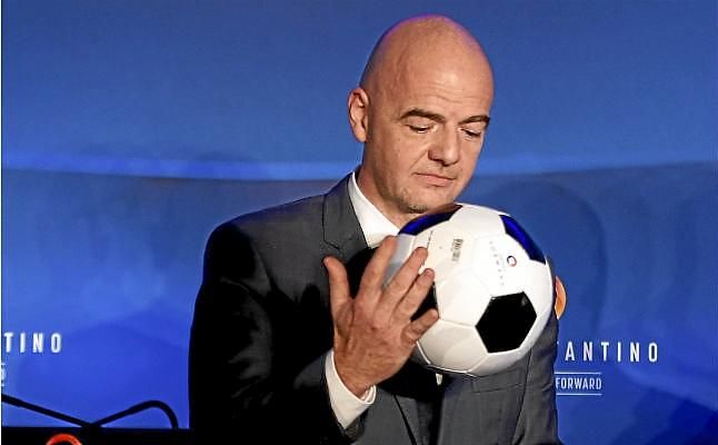 Infantino abre la posibilidad de que en el Mundial de 2026 jueguen 48 equipos