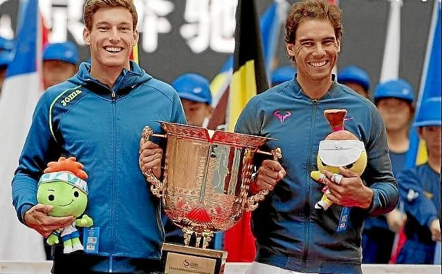 Nadal y Carreño ganan el Abierto de China en dobles