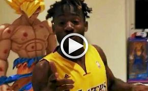 Michy Batshuayi enseña su "museo" de 'Dragon Ball'