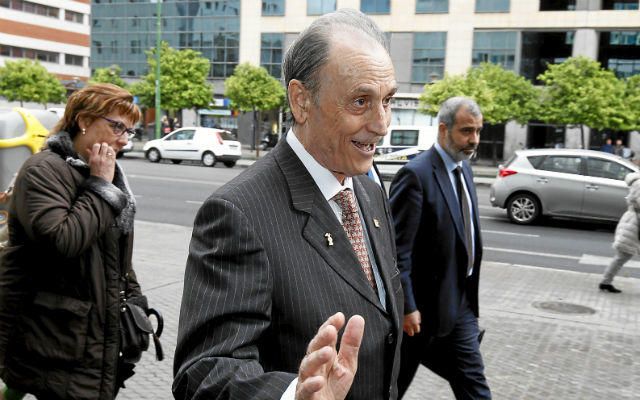 Lopera remite borrador con "propuestas inaceptables" para la venta del Betis