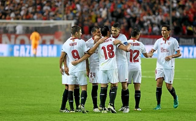 Sevilla F.C. 4-0 Dinamo: Exhibición por el liderato