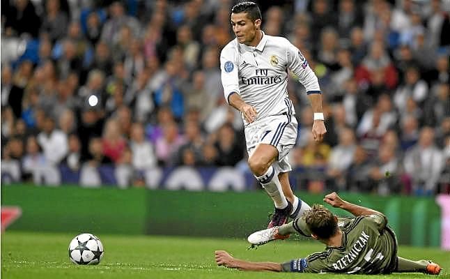 Legia - Real Madrid: En busca de goles a puerta cerrada
