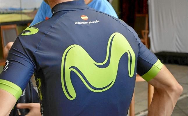 El Movistar Team presenta su equipación para 2017