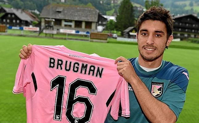 El vinculado Brugman: "Hablar del Sevilla es prematuro"