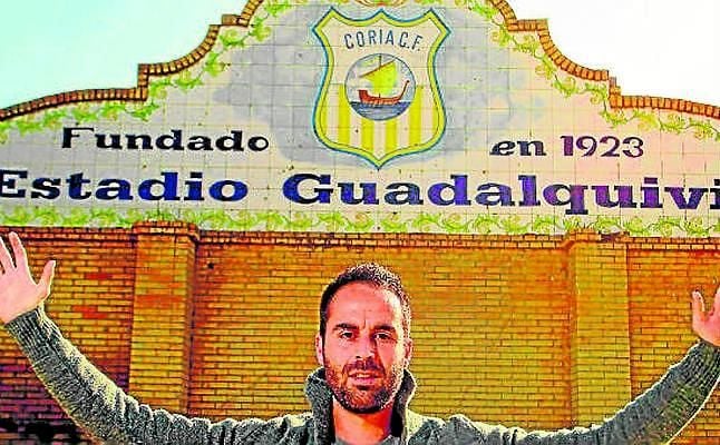 Jorge Bayón: el 'mago' pisa el Guadalquivir
