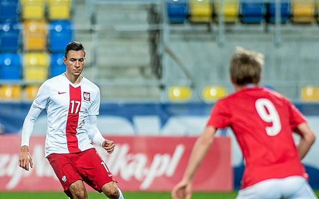 Otro central zurdo vinculado al Betis