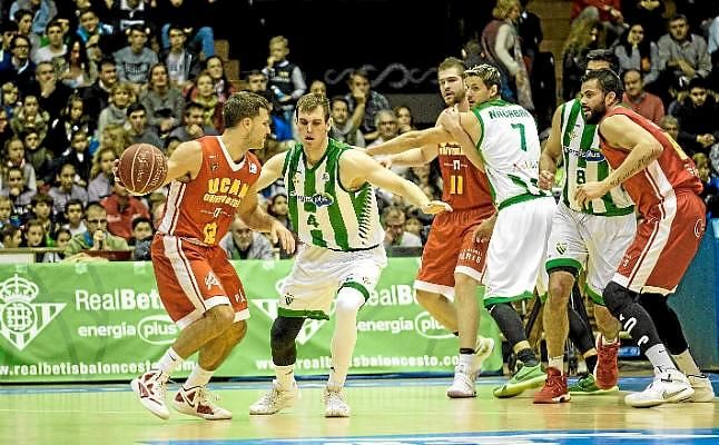 Betis Baloncesto 77-103 UCAM Murcia: Paliza a un equipo sin alma