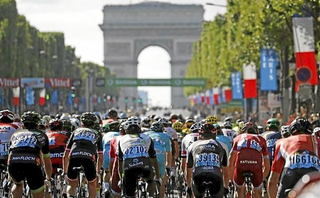 Tour, Vuelta y Giro acuerdan reducir el número de corredores por equipo