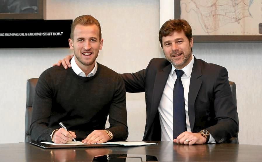 Harry Kane renueva con el Tottenham hasta 2022