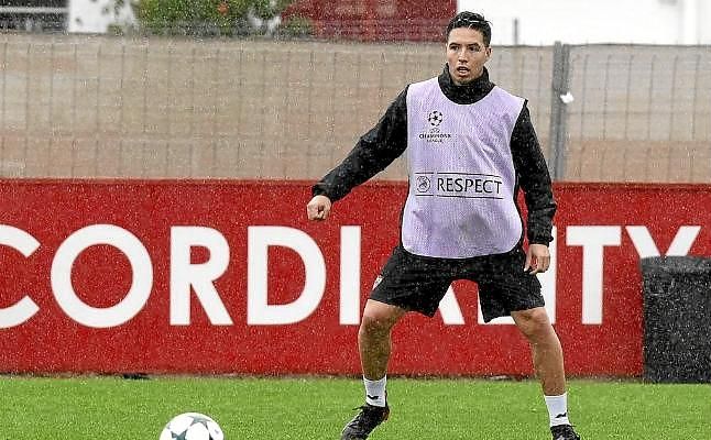 Nasri, novedad en el entrenamiento del Sevilla