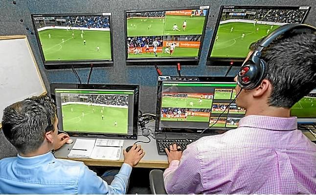 La FIFA apuesta por el videoarbitraje