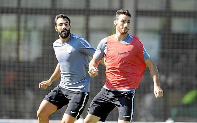 Aduriz, seria duda para medirse al Betis