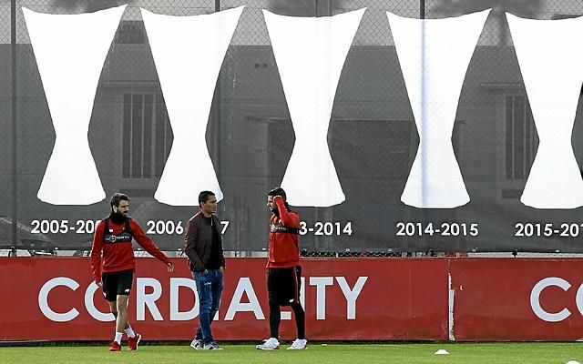 "Creo que Bacca presiona para volver al Sevilla"