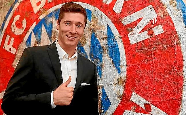 Lewandowski renueva con el Bayern Munich hasta 2021