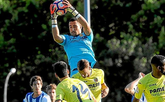 Asenjo renueva con el Villarreal hasta 2022