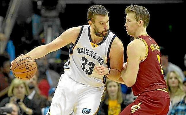 Los hermanos Gasol siguen a gran nivel en las victorias de Grizzlies y Spurs