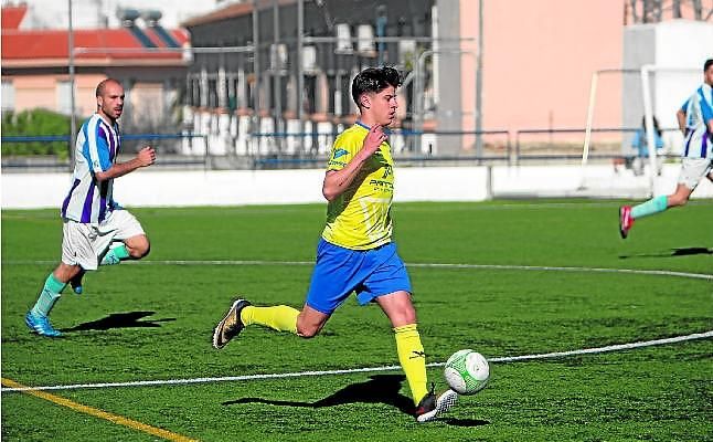 Teté, un goleador no pierde el olfato