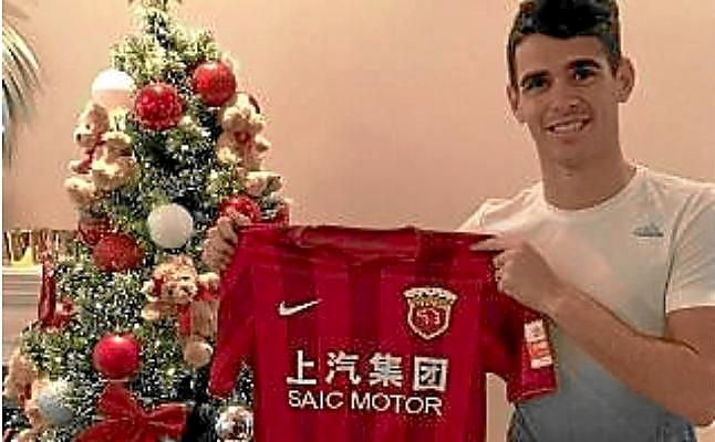 Óscar deja el Chelsea para firmar por el Shanghai chino