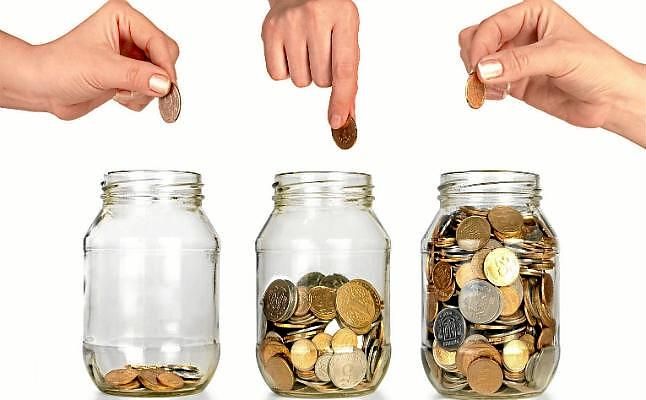 Casi la mitad de los españoles no logra ahorrar más de 200 euros al mes