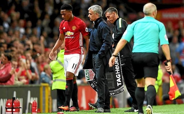 Mourinho: "Martial sólo necesita tiempo para mejorar"