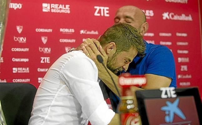 Coke: "Me costaría ver a Monchi fuera del Sevilla"
