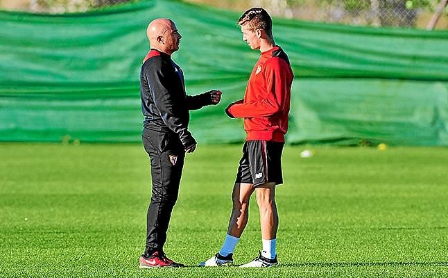 Sampaoli quiere un "delantero no tan quieto"