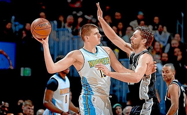 Pau Gasol se regala una buena actuación en la victoria ante los Nuggets