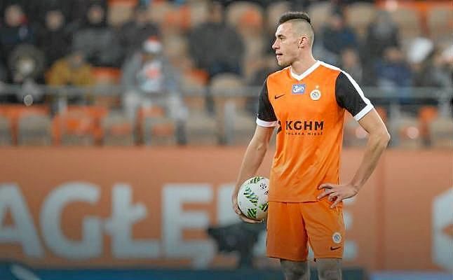 Jach se aleja de su alcance