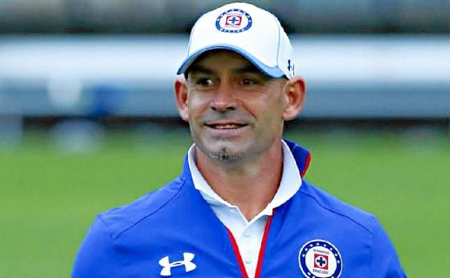 El español Paco Jémez debuta con triunfo en el fútbol mexicano