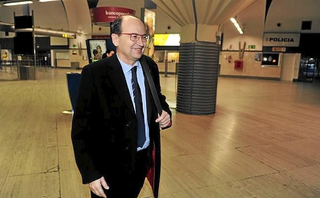 Castro alcanza los cien triunfos como presidente