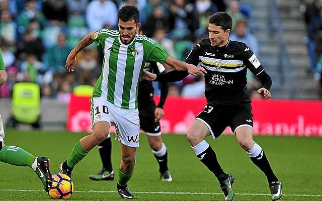 Un guantazo sin manos a Poyet