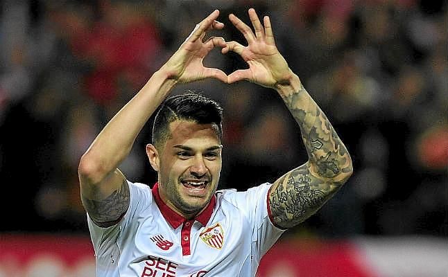 Vitolo: "No me planteo mi futuro en otro sitio que no sea el Sevilla"