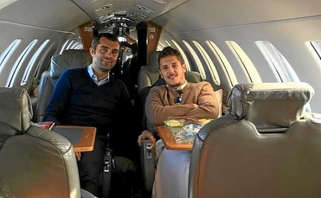 Jovetic ya está en Sevilla