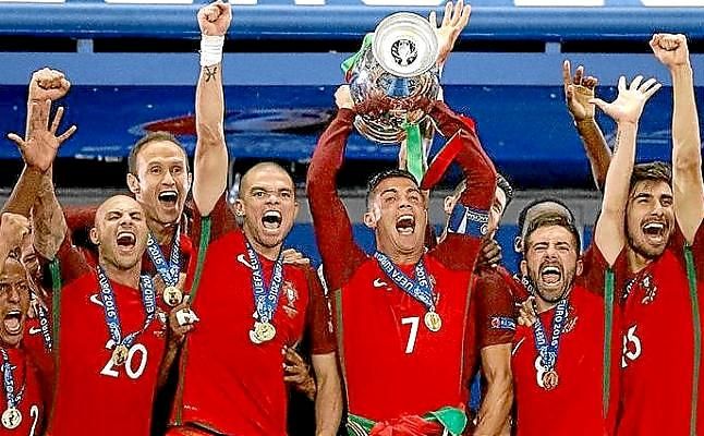 Francia ingresó 1.220 millones de euros con la Eurocopa