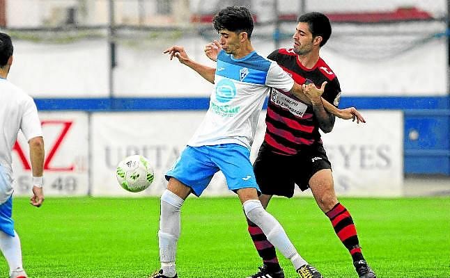 Alberto, el dandi albiazul del Castilleja
