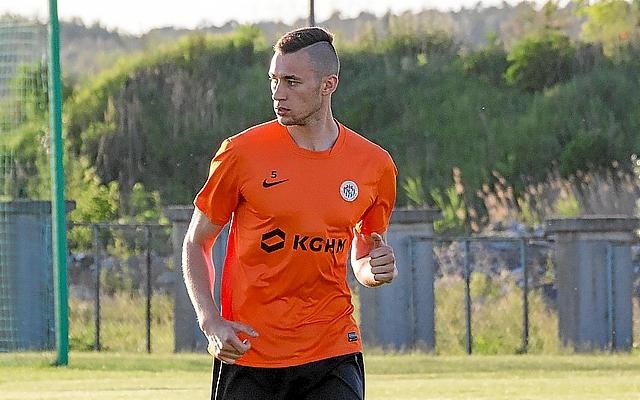 Su presidente: "El Betis quiere a Jach, pero vale más de un millón"