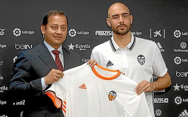 Zaza: "Tengo ganas de jugar aquí y no solo por seis meses"