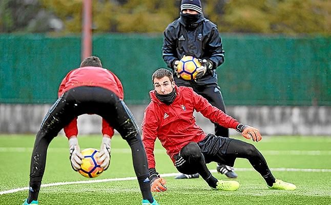Mario: "El Sevilla es candidato al título pero no es invencible"