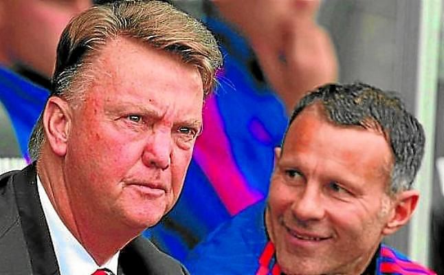 Van Gaal matiza las palabras sobre su retirada