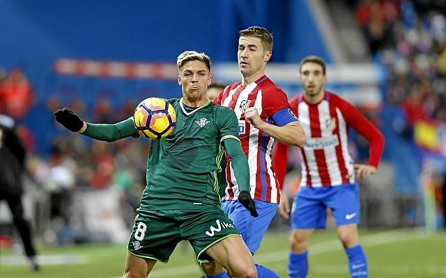 Jonas Martin: "Firmé tres años y quiero crecer junto al Betis"