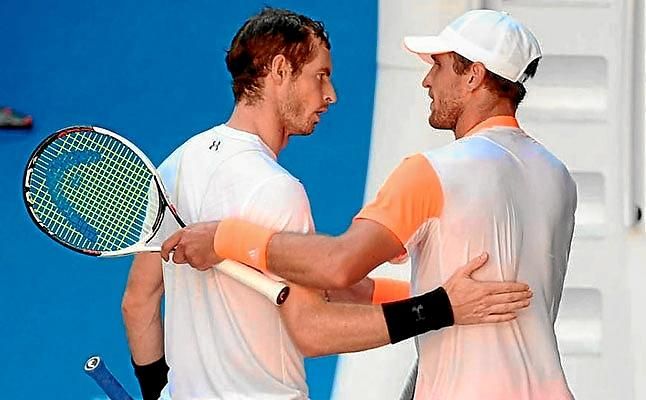 Andy Murray se desvanece ante el ataque de Mischa Zverev