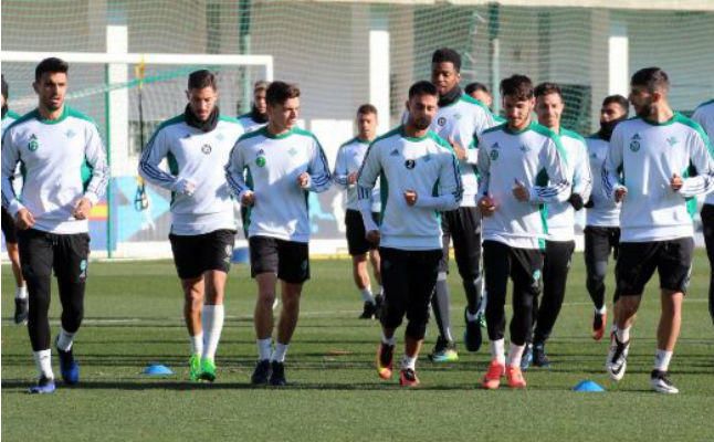 Brasanac y Zozulya, ausentes en el primer entrenamiento semanal