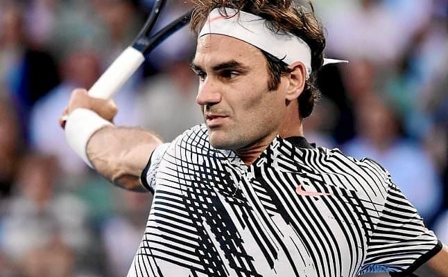Federer, firme contra Mischa Zverev, se verá con Wawrinka en semifinales