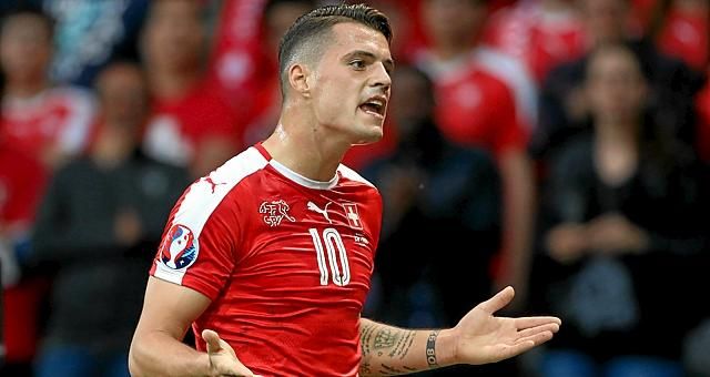 La policía interroga a Xhaka (Arsenal) tras ser acusado de racismo