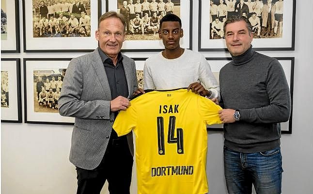 El AIK revela que mantuvo "conversaciones avanzadas" con el Madrid por Isak
