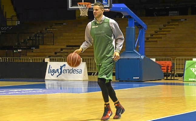 Nachbar y Sánchez: "Con San Pablo a tope, podemos ganar a cualquiera"