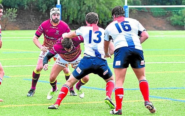 (74-0) Sin opciones ante el líder